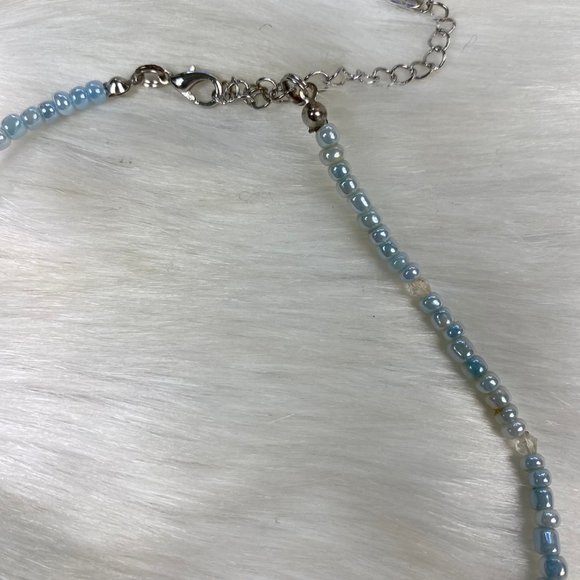 N Necklace Blue, Greens & Faux Pearl Beaded Necklace 19" - Picture 6 of 8